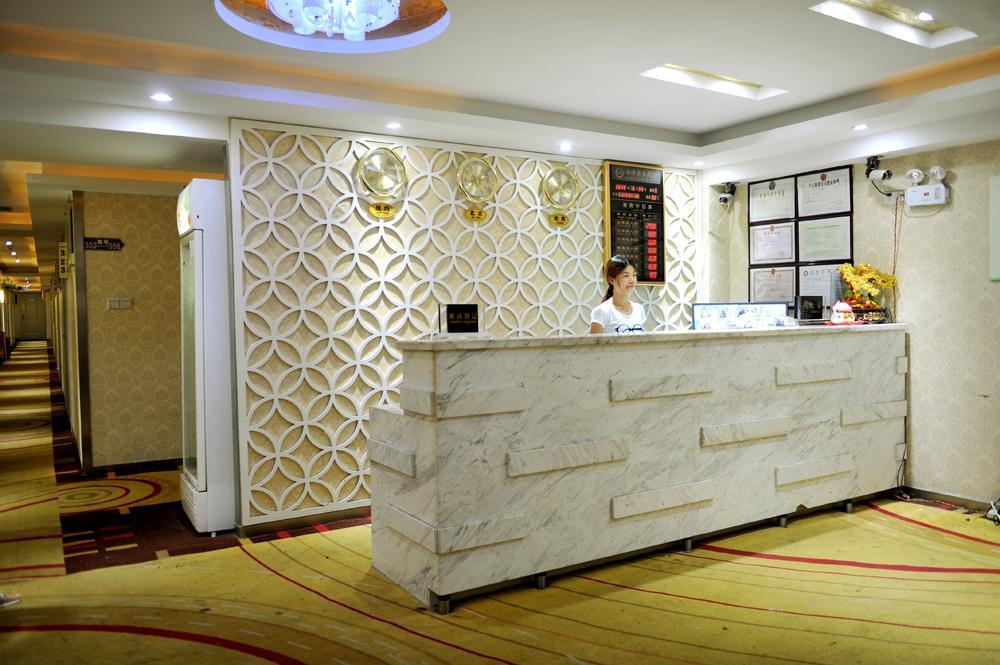 Yimi Inn Chen Clan Academy Metro Station Branch Guangzhou Exteriör bild